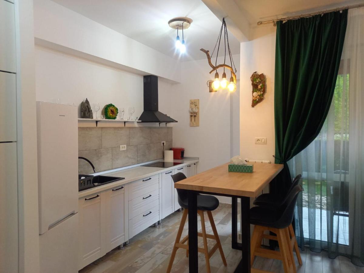 Belleview Garden Studio Apartment Синая Екстериор снимка